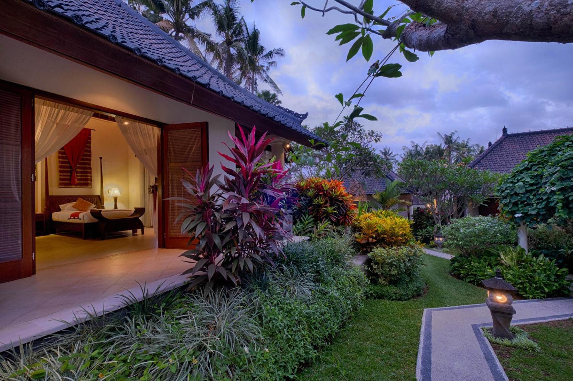 Kutus Kutus Saba Beach Villa Yogyakarta Dış mekan fotoğraf