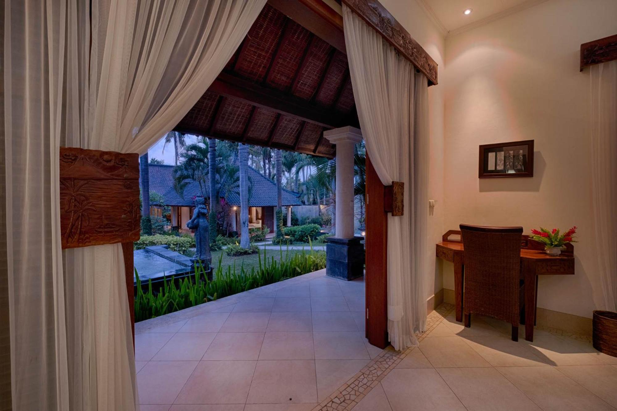 Kutus Kutus Saba Beach Villa Yogyakarta Dış mekan fotoğraf